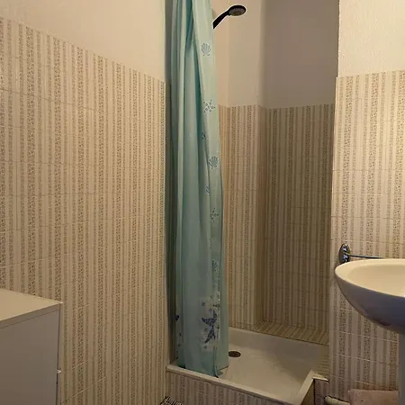 Confortable Avec Vue Et Parking Privatif, Pres A - Fr-1-225c-176 Apartment *